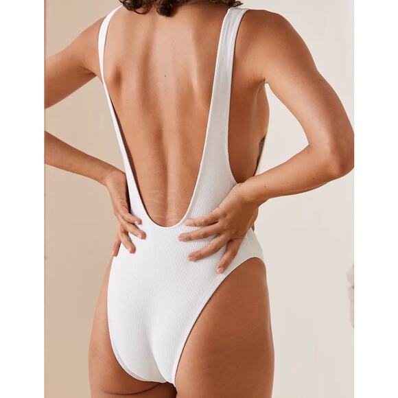 Aerie Shine Ribbed Birthday Scoop Cheekiest One Piece Swimsuit White Sz Small - Picture 2 of 10